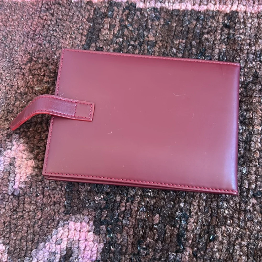 Ferragamo Burgundy Vintage Excellent Condition Leather Photo Frame - Picture 5 of 6